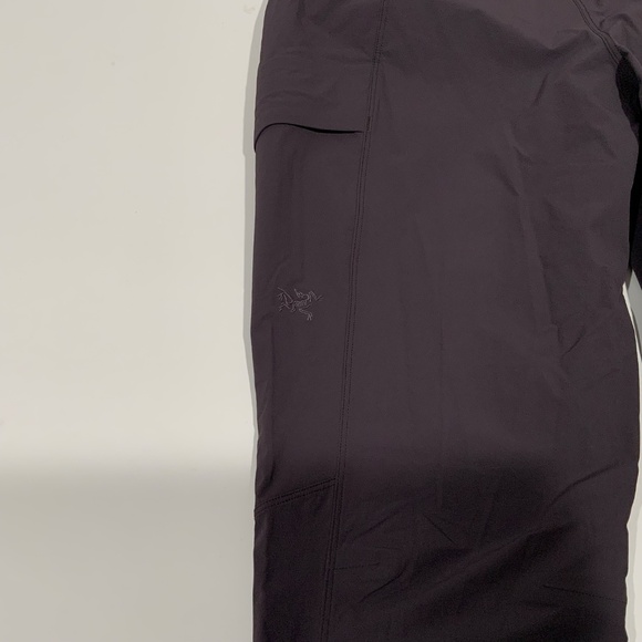 Arc'teryx Women's Sabria Hiking Travel Pant Sz 8 - Picture 3 of 9